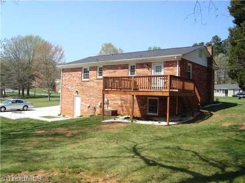 114 Stonebridge, King, NC 27021 photo 16