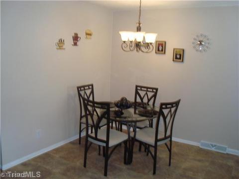 114 Stonebridge, King, NC 27021 photo 5