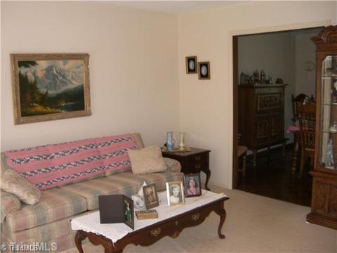 3824 Beech Cir, Trinity, NC 27370 photo 2