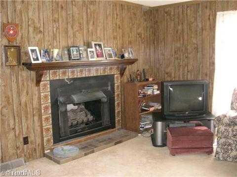 3824 Beech Cir, Trinity, NC 27370 photo 3