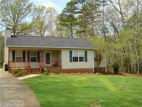 4821 Cashatt, Trinity, NC 27370 photo 1