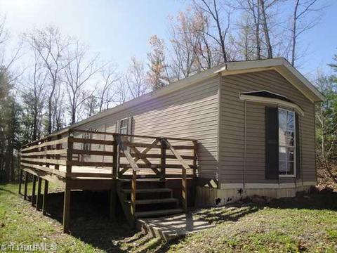 4913 Haystack, Dobson, NC 27017 photo 1