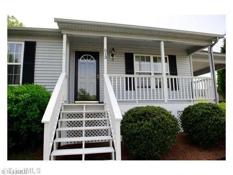513 Three Oaks, High Point, NC 27265 photo 8