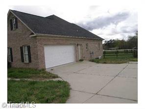 4505 Peeples, Oak Ridge, NC 27310 photo 5