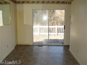 321 Dameron St, Eden, NC 27288 photo 3