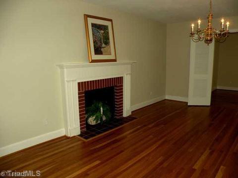 5674 Lakeside Dr, Pfafftown, NC 27040 photo 3