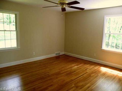 5674 Lakeside Dr, Pfafftown, NC 27040 photo 13