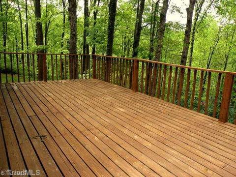 5674 Lakeside Dr, Pfafftown, NC 27040 photo 10