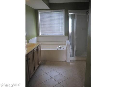 4237 Beacon Rdg, High Point, NC 27265 photo 11