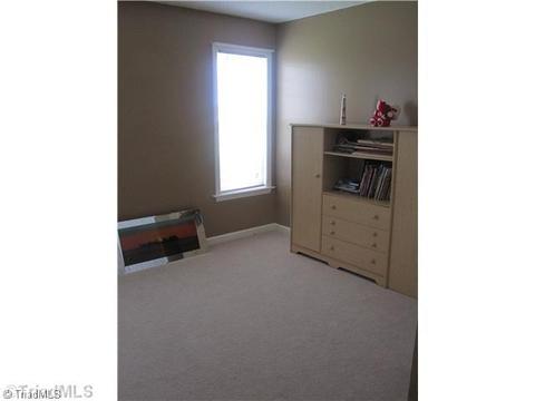 4237 Beacon Rdg, High Point, NC 27265 photo 9