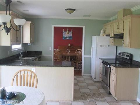 4237 Beacon Rdg, High Point, NC 27265 photo 6