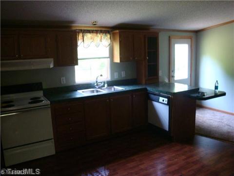 1205 Tutlohr, Trinity, NC 27370 photo 4