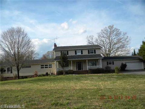 454 Stroud Ml, Harmony, NC 28634 photo 1