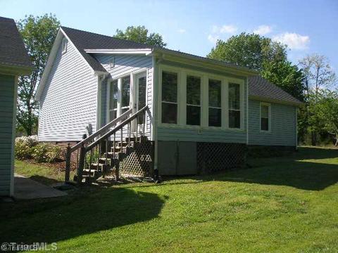 4736 Alpine Dr, Trinity, NC 27370 photo 5