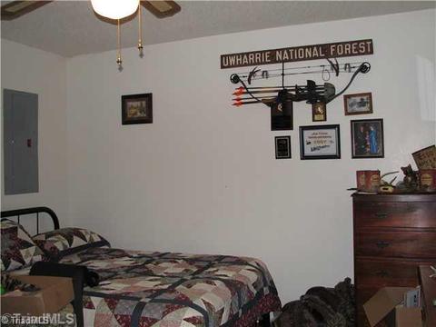 93 Lanning Dr, Denton, NC 27239 photo 9