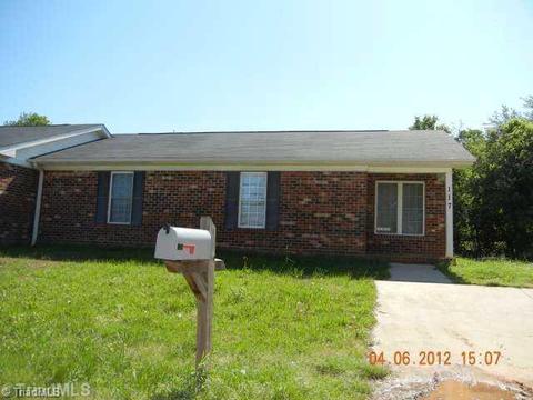 117 Thomas St, High Point, NC 27263 photo 1