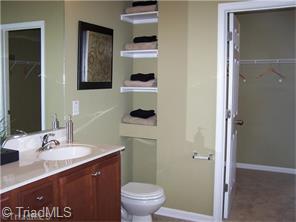 2709 Splitbrooke Dr, High Point, NC 27265 photo 10