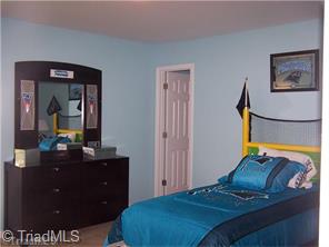 2709 Splitbrooke Dr, High Point, NC 27265 photo 12