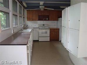 1106 Glenwick, High Point, NC 27262 photo 6