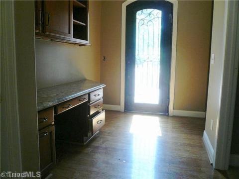 422 Deer Path Ln, Eden, NC 27288 photo 11