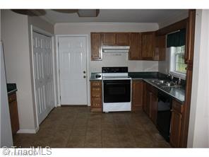 159 Wisconsin, Elkin, NC 28621 photo 3
