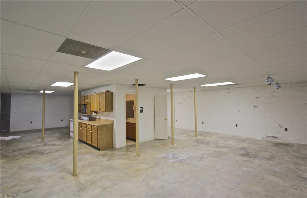 2830 Fleming, Greensboro, NC 27410 photo 26