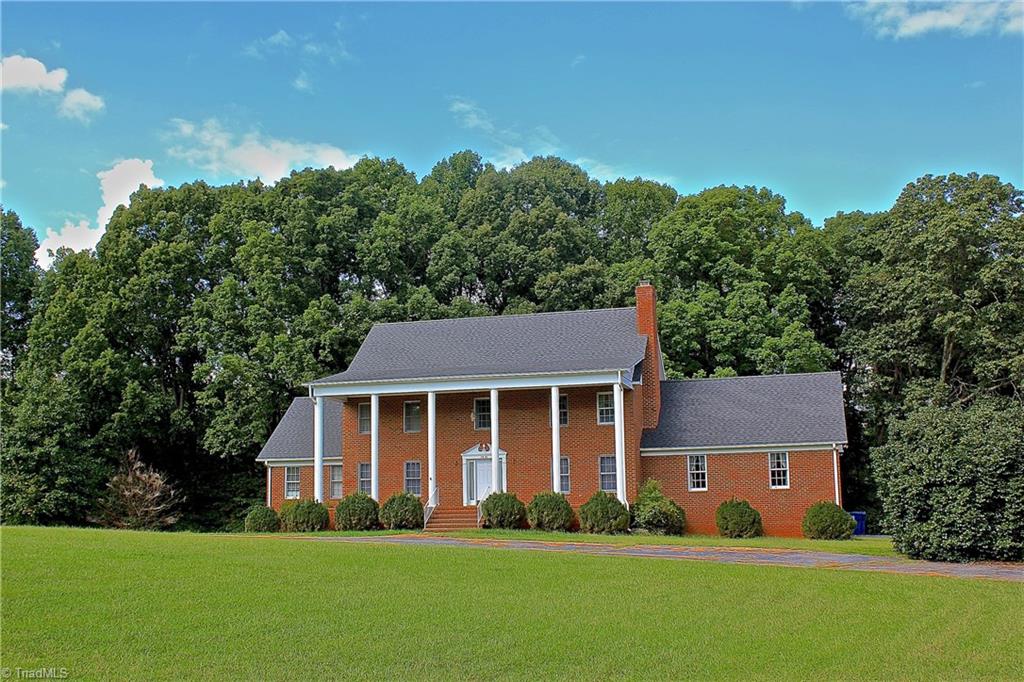 2830 Fleming, Greensboro, NC 27410 photo 2