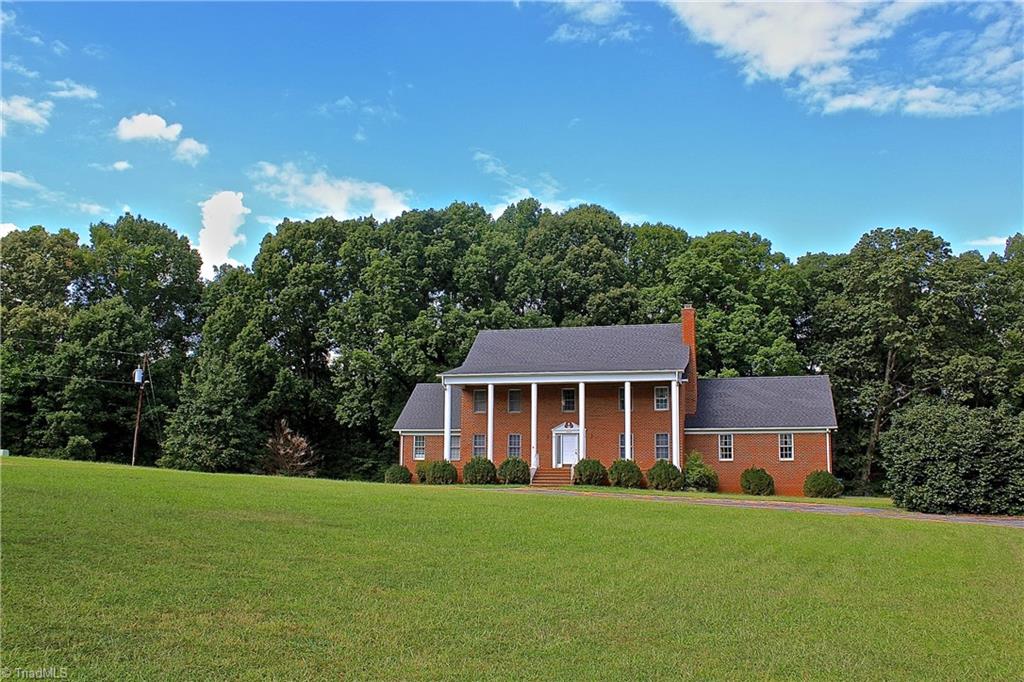 2830 Fleming, Greensboro, NC 27410 photo 3
