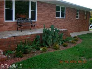 5555 Meadowbrook Dr, Trinity, NC 27370 photo 1