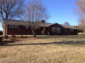 120 Pilotview, King, NC 27021 photo 1