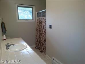 120 Pilotview, King, NC 27021 photo 10