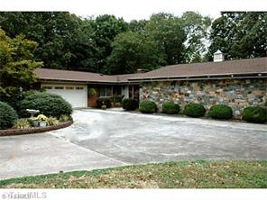 117 Kiser, King, NC 27021 photo 2