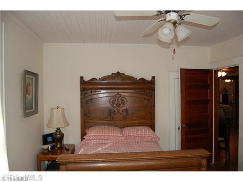 124 Harris, Elkin, NC 28621 photo 10