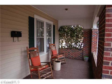 124 Harris, Elkin, NC 28621 photo 2