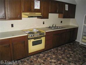 2000 Old Winston Rd, Pinnacle, NC 27043 photo 10