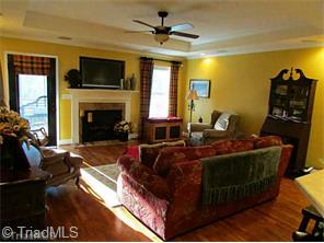 104 Century Oak, King, NC 27021 photo 11