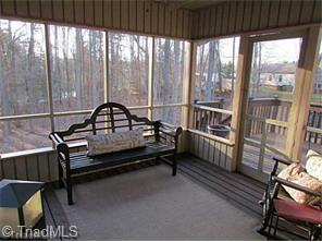 104 Century Oak, King, NC 27021 photo 5