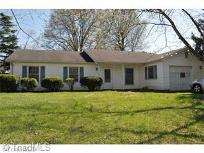 3206 Loftyview, High Point, NC 27260 photo 1