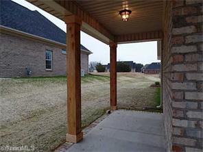 102 Solitaire Dr, Trinity, NC 27370 photo 2