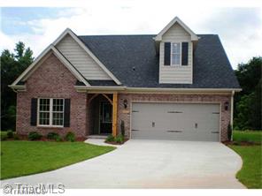 110 Solitaire Dr, Trinity, NC 27370 photo 1