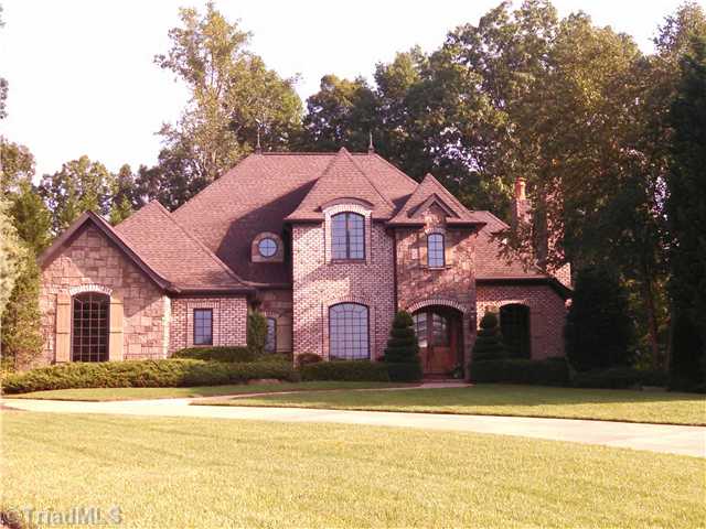 134 Mcmichael Ct, Clemmons, NC 27012 photo 1