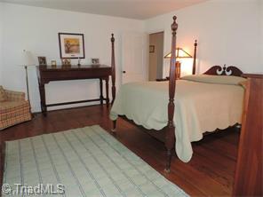 1505 Cherokee Dr, High Point, NC 27262 photo 10