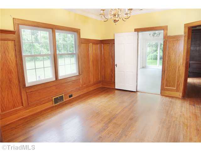 701 Oakview Rd #a, High Point, NC 27265 photo 5