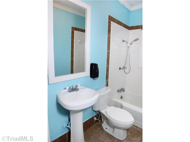 701 Oakview Rd #a, High Point, NC 27265 photo 10