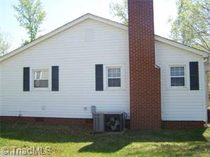 170 Broad St, Denton, NC 27239 photo 3