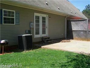 200 Broad, Denton, NC 27239 photo 3