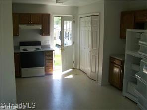 200 Broad, Denton, NC 27239 photo 4