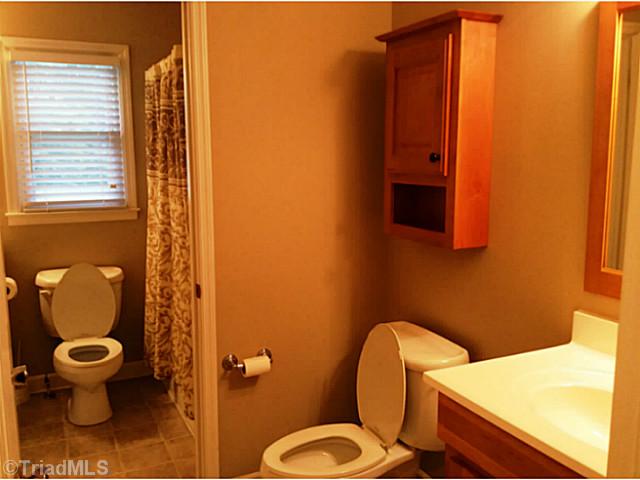 502 Hampton Dr, King, NC 27021 photo 11