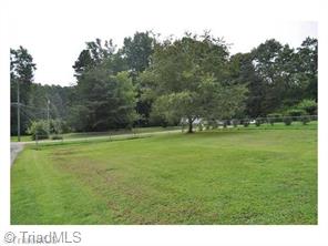 1080 Lowry View Dr, Pinnacle, NC 27043 photo 9