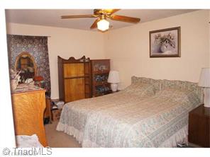 114 Mountainbrook, King, NC 27021 photo 9